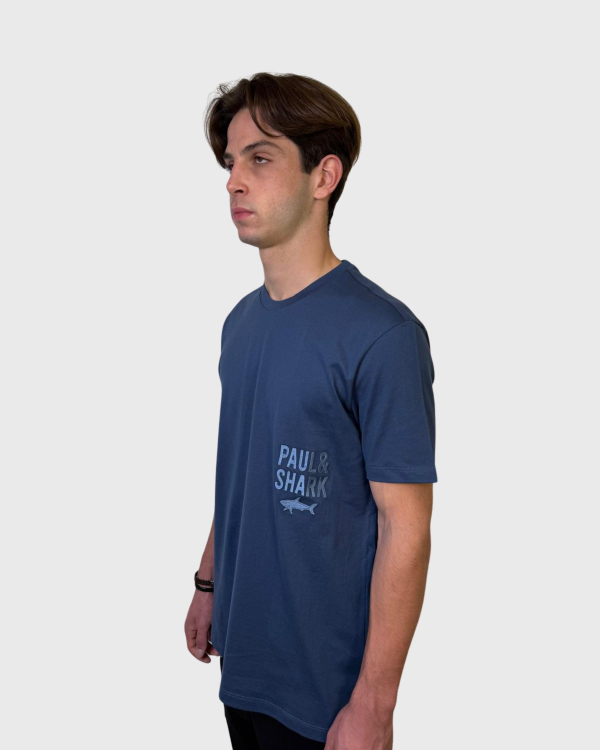 Look casual avec t-shirt Paul & Shark logo brodé Vintage Blue